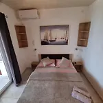 Hotel apartamentowy Ana 3*
