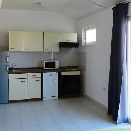 Ana Aparthotel Slatine