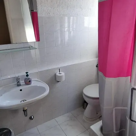 Ana Aparthotel Slatine